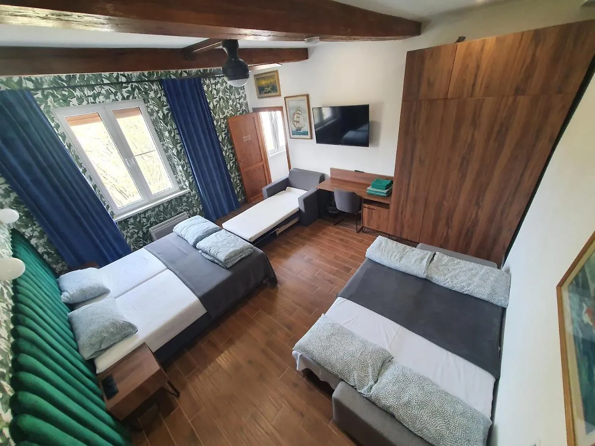 Luxurio Rooms With Baths Livorno Rum i privatbostad