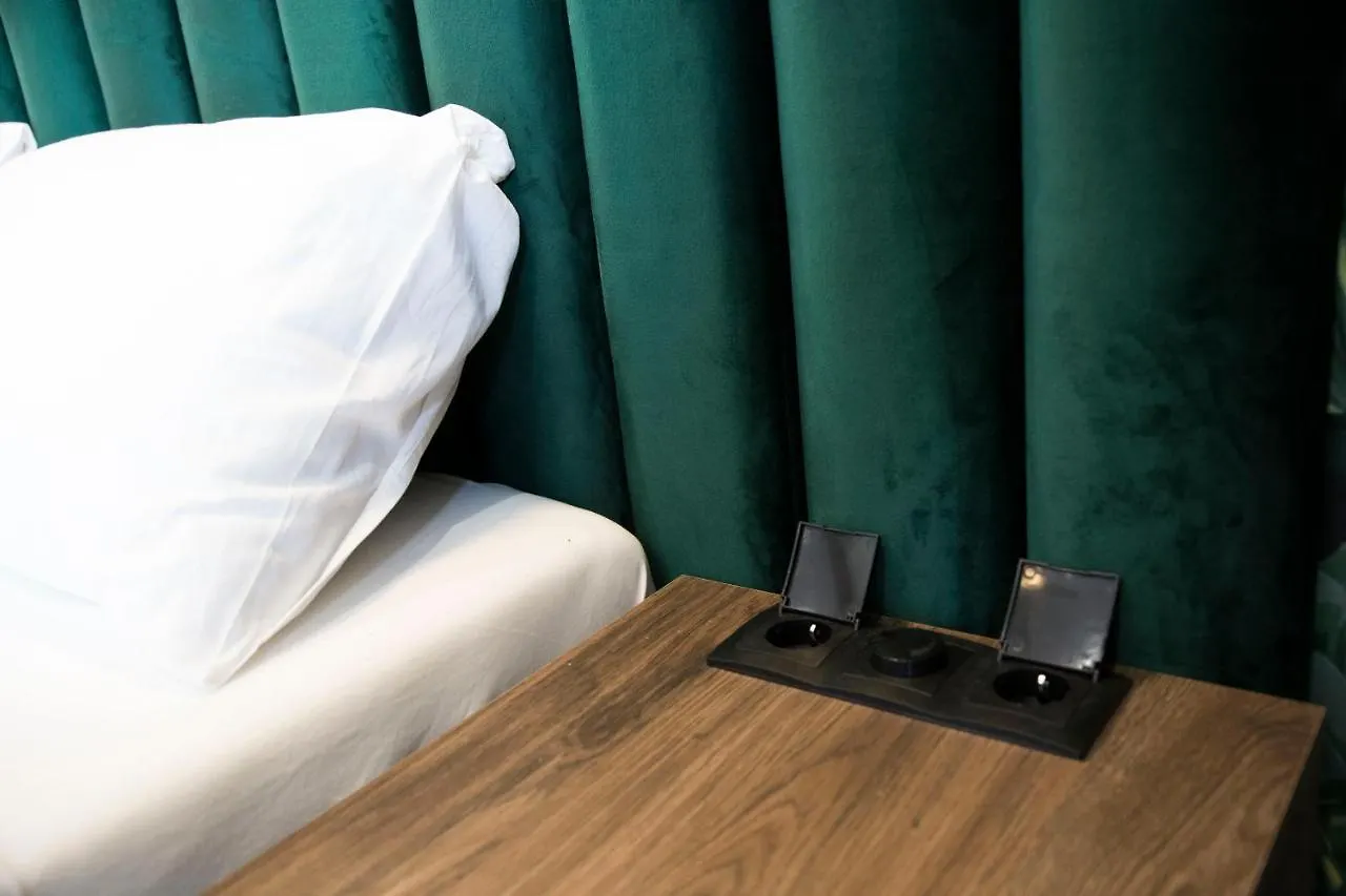 Luxurio Rooms With Baths Λιβόρνο 0*,